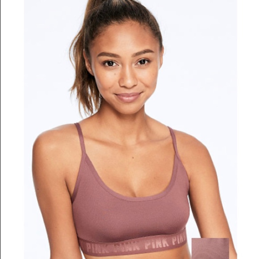 VS Pink Ultimate Scoop Lightly Lined Sports Bra